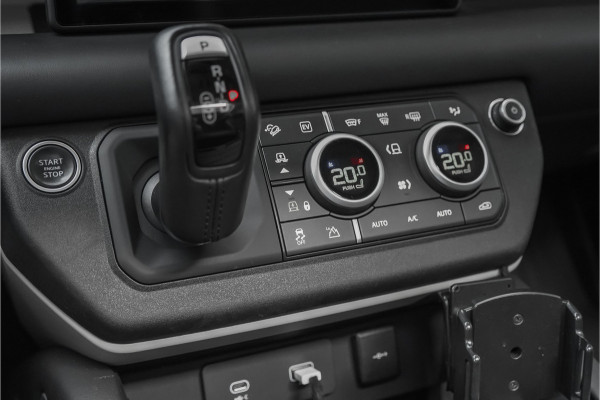 Land Rover Defender 110 2.0 P400e 110 X-Dynamic HSE Pano Trekhaak ACC 22"