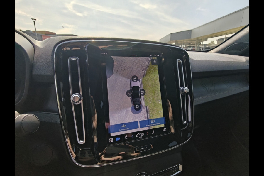 Volvo C40 Recharge Ultimate 232PK 69 kWh | ACC | H&K | Blis | Stoelverwarming | 360 Camera | Stoelverwarming