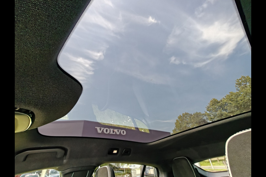 Volvo C40 Recharge Ultimate 232PK 69 kWh | ACC | H&K | Blis | Stoelverwarming | 360 Camera | Stoelverwarming