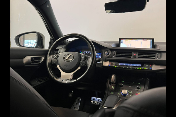 Lexus CT 200h F Sport Line / NL-auto / Camera / Stoelverwarming