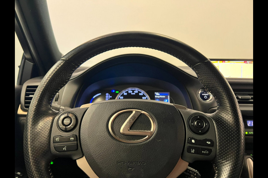 Lexus CT 200h F Sport Line / NL-auto / Camera / Stoelverwarming