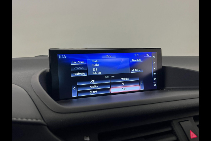 Lexus CT 200h F Sport Line / NL-auto / Camera / Stoelverwarming