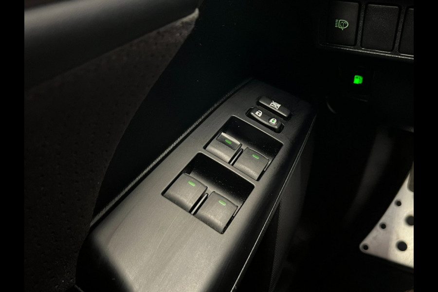 Lexus CT 200h F Sport Line / NL-auto / Camera / Stoelverwarming