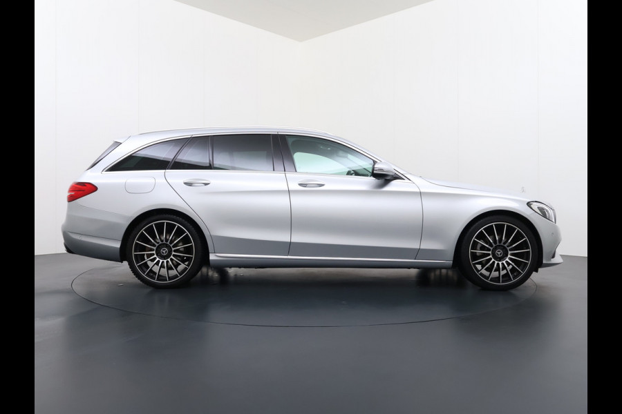 Mercedes-Benz C-Klasse Estate 180T 157PK Automaat Trekhaak Adap.Cruise Comfort-Stoelen Distronic Plus Navi Ecc Pdc Premium Plus Led Stoelverwarming Elek.Stoelen Elek.Achterklep Isofix Lmv 19" Bluetooth