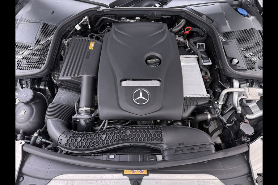 Mercedes-Benz C-Klasse Estate 180T 157PK Automaat Trekhaak Adap.Cruise Comfort-Stoelen Distronic Plus Navi Ecc Pdc Premium Plus Led Stoelverwarming Elek.Stoelen Elek.Achterklep Isofix Lmv 19" Bluetooth