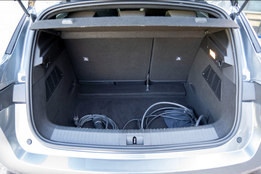 Renault Mégane E-Tech EV40 Boost Charge Techno|Prijs rijklaar incl. 12 mnd garantie|Stoel/Stuurverwarming Carplay Trekhaak DAB PDC