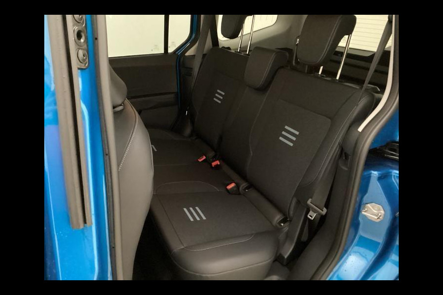 Ford E-Tourneo Courier Limited 44 kWh 136pk | Driver Assistance pack incl. Navigatie | 5 Persoons! | Winterpack | Verlengde Fabrieksgarantie tot 06-2029