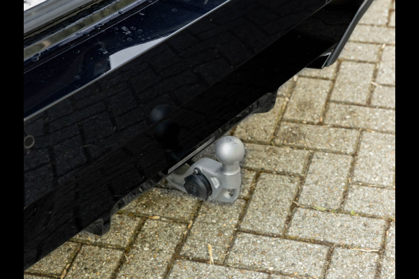 BMW 5 Serie Touring 530e M-Sport Pro - Pano - 21 inch - Head-up - Trekhaak - Harman Kardon