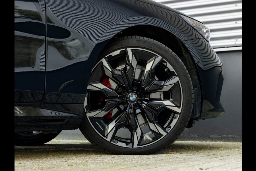 BMW 5 Serie Touring 530e M-Sport Pro - Pano - 21 inch - Head-up - Trekhaak - Harman Kardon