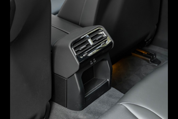 BMW 5 Serie Touring 530e M-Sport Pro - Pano - 21 inch - Head-up - Trekhaak - Harman Kardon