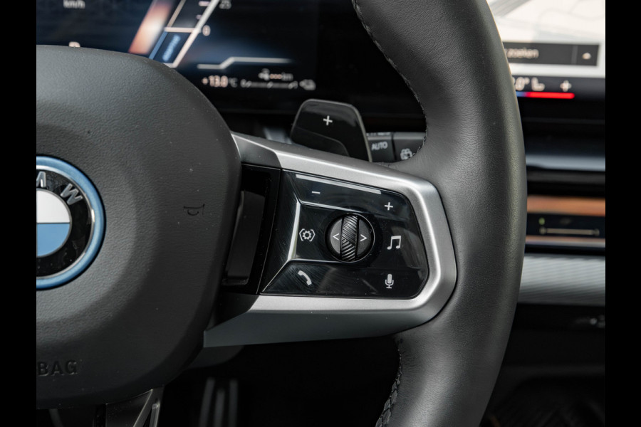 BMW 5 Serie Touring 530e M-Sport Pro - Pano - 21 inch - Head-up - Trekhaak - Harman Kardon