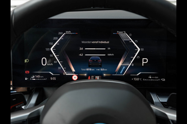 BMW 5 Serie Touring 530e M-Sport Pro - Pano - 21 inch - Head-up - Trekhaak - Harman Kardon