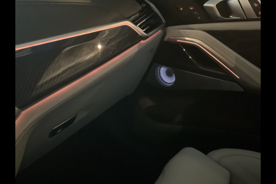 BMW X6 M Competition 626PK BTW Bowers&Wilkins Tanzanite Nachtzicht Massage Stoelverw+Koeling Trekhaak