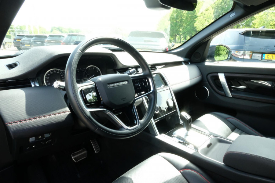 Land Rover Discovery Sport P300e 1.5 R-Dynamic S 310 PK | Camera | Lederen bekleding | Navigatie | Cold Climate Pack | 20 inch | Contrasterend dak