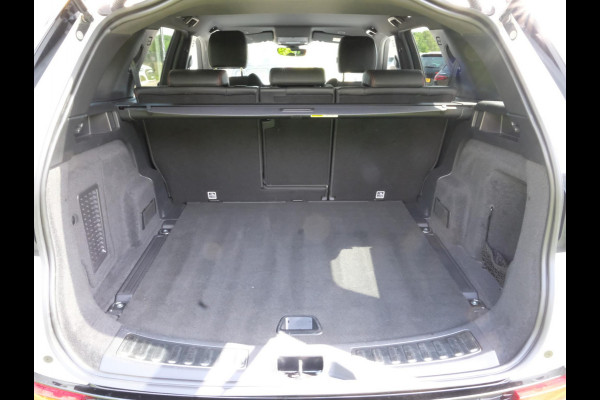 Land Rover Discovery Sport P300e 1.5 R-Dynamic S 310 PK | Camera | Lederen bekleding | Navigatie | Cold Climate Pack | 20 inch | Contrasterend dak