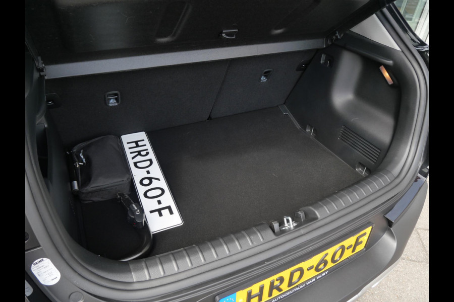 Kia Stonic 1.0 T-GDi MHEV GT-PlusLine | Trekhaak | Cruise | Clima | Schuif-kanteldak | Stoel-stuurverwarming | Keyless |