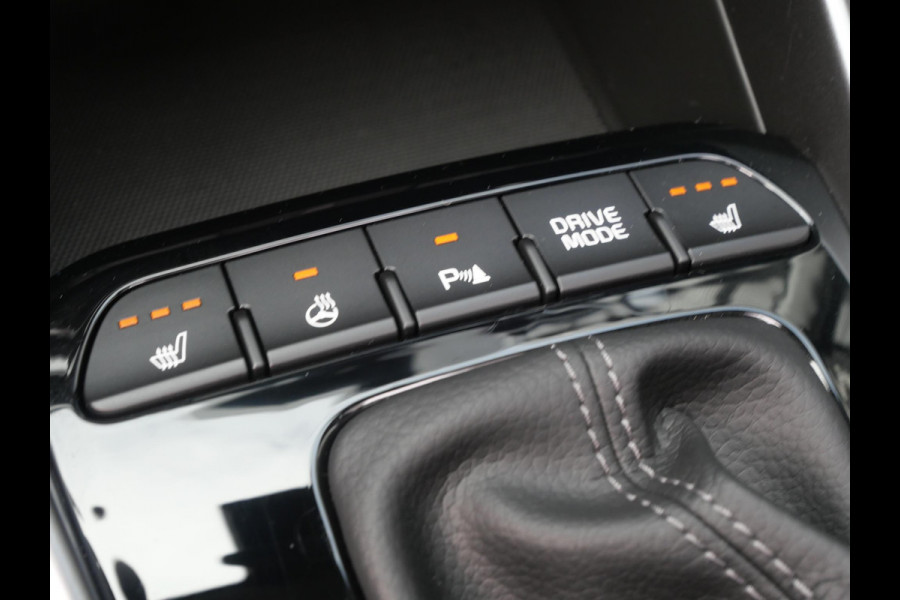 Kia Stonic 1.0 T-GDi MHEV GT-PlusLine | Trekhaak | Cruise | Clima | Schuif-kanteldak | Stoel-stuurverwarming | Keyless |