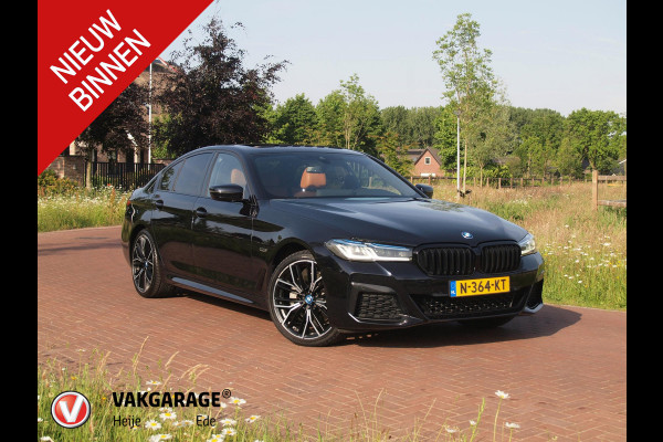 BMW 5 Serie 530e Business Edition Plus | Panoramadak | Sfeerverlichting | Laser LED | Apple Carplay |