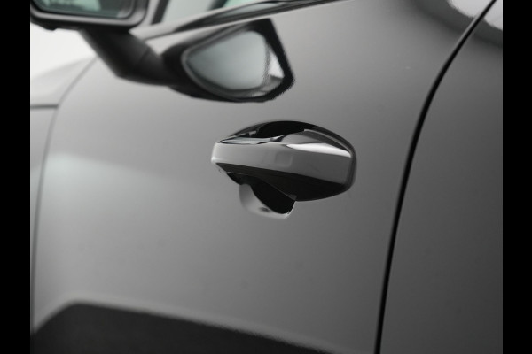 Volvo XC40 Single Motor Extended Range Ultimate 78 kWh 252pk Dealer O.H. | Panodak | Adaptive Cruise | 360 Camera | Harman / Kardon | Warmtepomp | Sportstoelen Memory & Verwarmd | Google Assistent | Keyless | Blis | Apple Carplay | DAB |