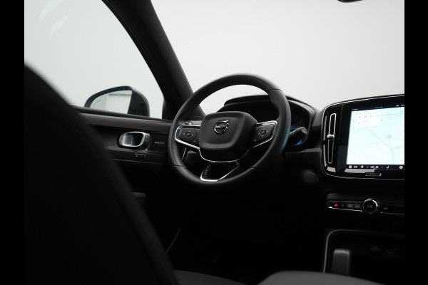 Volvo XC40 Single Motor Extended Range Ultimate 78 kWh 252pk Dealer O.H. | Panodak | Adaptive Cruise | 360 Camera | Harman / Kardon | Warmtepomp | Sportstoelen Memory & Verwarmd | Google Assistent | Keyless | Blis | Apple Carplay | DAB |