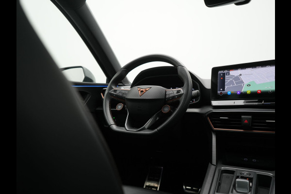 CUPRA Leon Sportstourer 1.4 e-Hybrid VZ Copper Edition PHEV 245pk Dealer O.H. | Panodak | Adaptive Cruise | Camera | Lederen Sportstoelen Memory & Verwarmd | Sfeerverlichting | Stuur Verwarmd | Apple Carplay | Keyless | Blis | Navigatie | DAB | Plug In Hybrid |