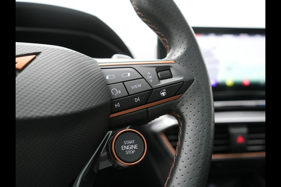 CUPRA Leon Sportstourer 1.4 e-Hybrid VZ Copper Edition PHEV 245pk Dealer O.H. | Panodak | Adaptive Cruise | Camera | Lederen Sportstoelen Memory & Verwarmd | Sfeerverlichting | Stuur Verwarmd | Apple Carplay | Keyless | Blis | Navigatie | DAB | Plug In Hybrid |