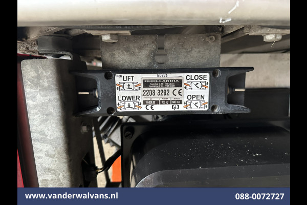 Ford Transit 2.0 TDCI 130pk Bakwagen Laadklep Euro6 Airco | Cruisecontrol | Verwarmde voorruit Bijrijdersbank