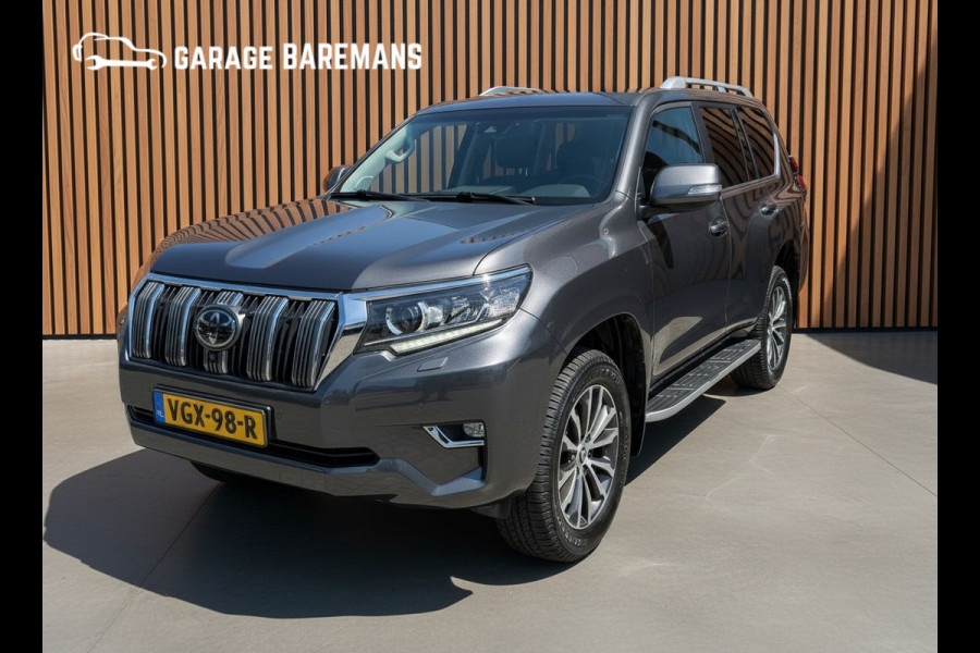 Toyota Land Cruiser 150 2.8 D-4D-F Executive Window Van