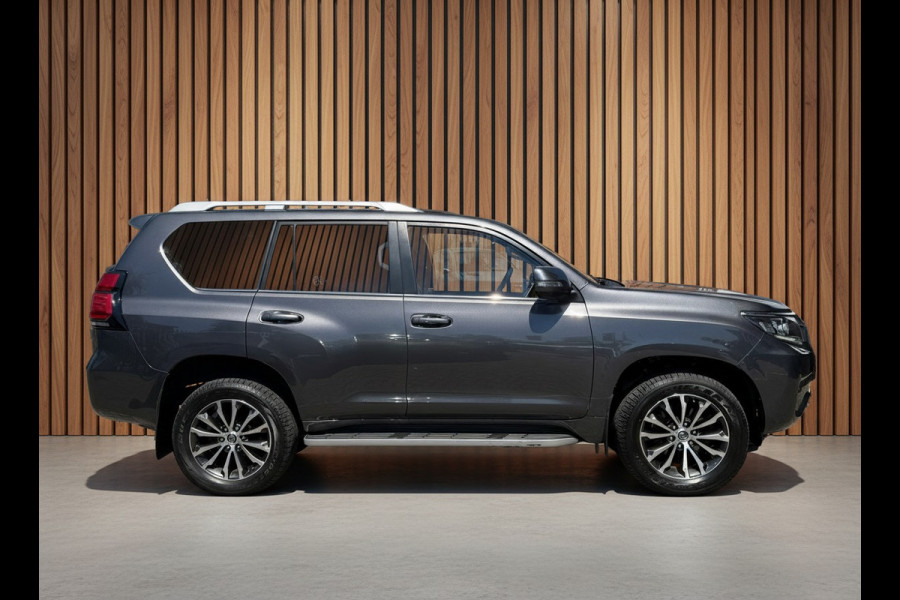 Toyota Land Cruiser 150 2.8 D-4D-F Executive Window Van