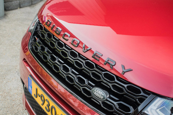 Land Rover Discovery Sport P300e 1.5 R-Dynamic Black Pack HSE NL-auto [ 1e Eigenaar Pano Adaptive Cruise Meridian Trekhaak ]