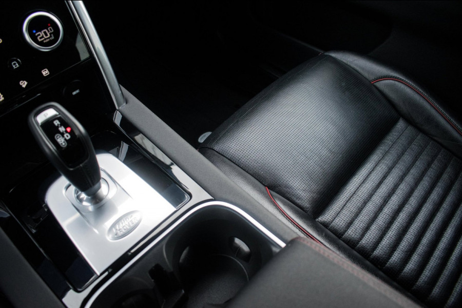 Land Rover Discovery Sport P300e 1.5 R-Dynamic Black Pack HSE NL-auto [ 1e Eigenaar Pano Adaptive Cruise Meridian Trekhaak ]