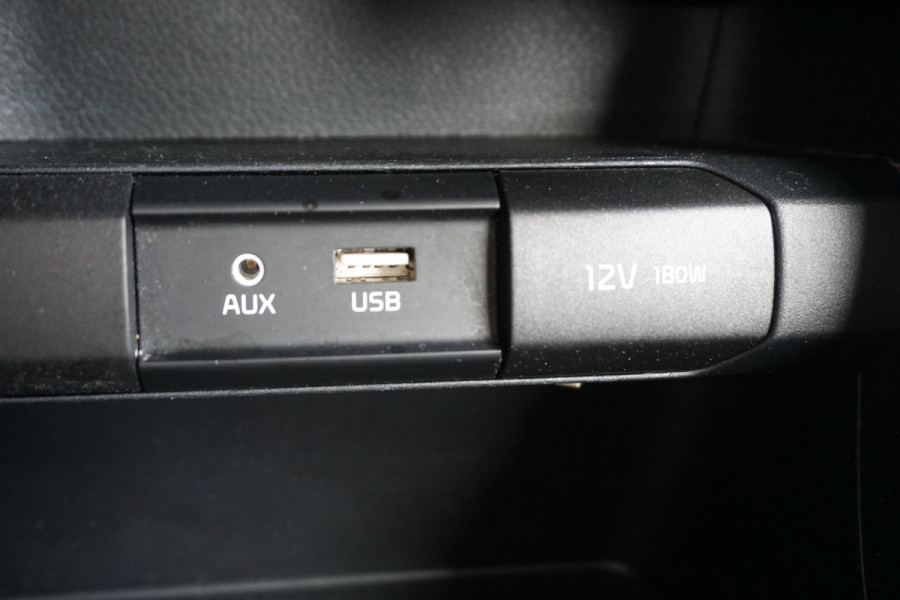 Kia Picanto 1.0 CVVT ComfortPlusLine Navigator/Carplay/Camera/ Allseason banden.
