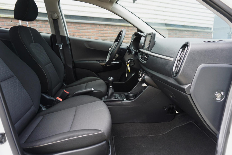 Kia Picanto 1.0 CVVT ComfortPlusLine Navigator/Carplay/Camera/ Allseason banden.