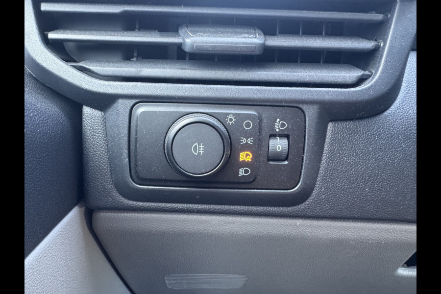 Ford E-Transit Custom 71kWh 140PK Elektrisch 344km WLTP 2300kg Trekvermogen BEV Snelladen Stoel + Stuur verwarming LED Adaptieve Cruise Camera Carplay Parkeersensoren v+a
