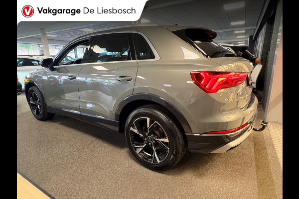 Audi Q3 35 TFSI Business Edition Automaat / pdc / cruise / car-play / stoelverwarming / trekhaak