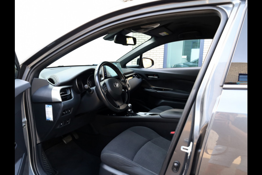 Toyota C-HR 1.8 Hybrid Style | Park-Assist | Stuurwielverwarming | Trekhaak