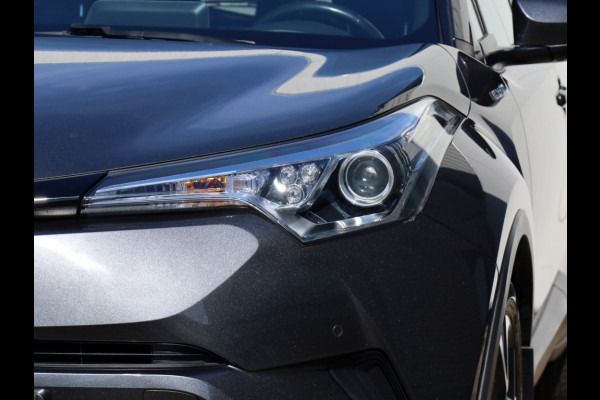 Toyota C-HR 1.8 Hybrid Style | Park-Assist | Stuurwielverwarming | Trekhaak