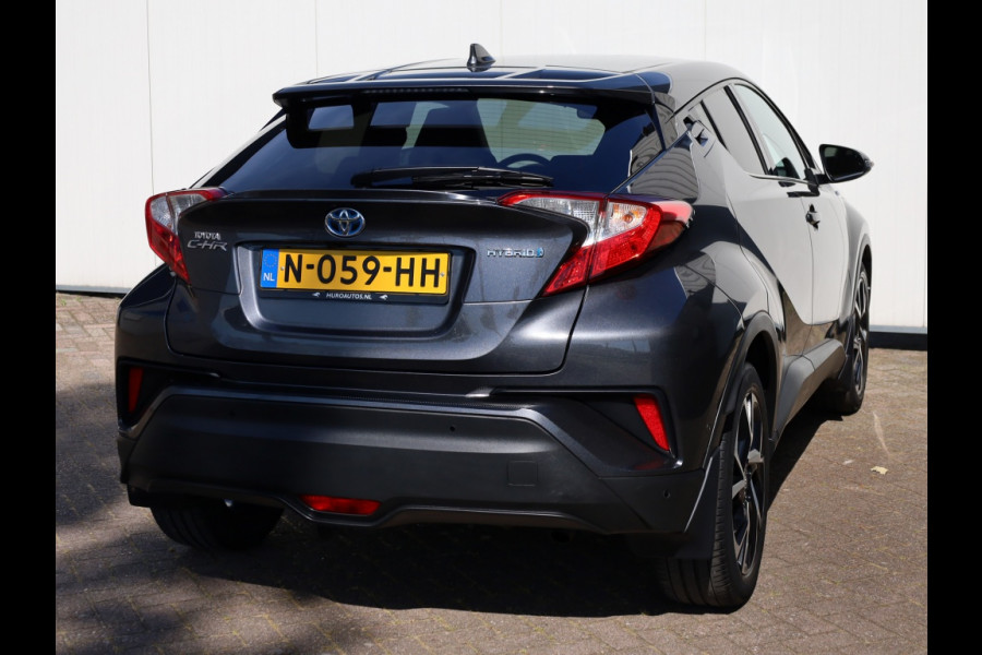 Toyota C-HR 1.8 Hybrid Style | Park-Assist | Stuurwielverwarming | Trekhaak