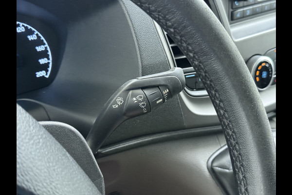 Ford Transit Custom 340 2.0TDCI 130PK L2H1 Sortimo Inperiaal+Ladder Trekhaak Cruise Control Airco Stoelverwarming Pdc Trend Betonplex Vloer Wandbetimmering Inbouwkasten Led