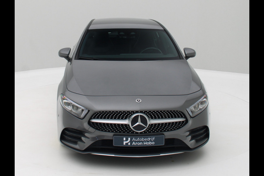 Mercedes-Benz A-Klasse 220 AMG Camera, Carplay, Sfeerverlichting, Stoelverwarming