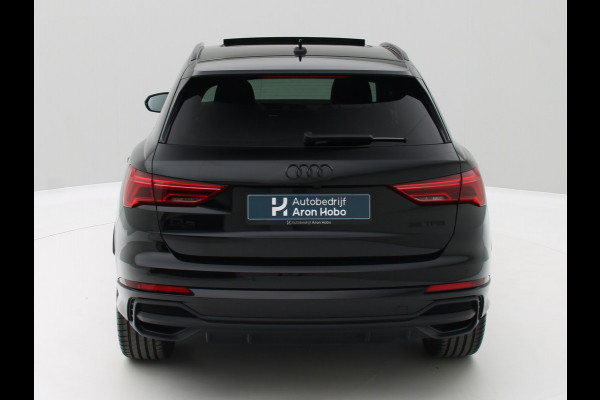 Audi Q3 35 TFSI S edition Competition Pano, ACC, Camera, Carplay