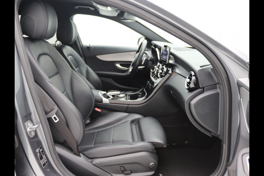 Mercedes-Benz C-Klasse 180 AMG Airco, Cruisecontrol, Stoelverwarming