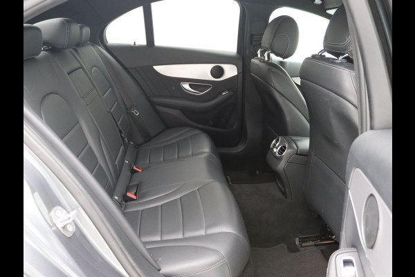 Mercedes-Benz C-Klasse 180 AMG Airco, Cruisecontrol, Stoelverwarming