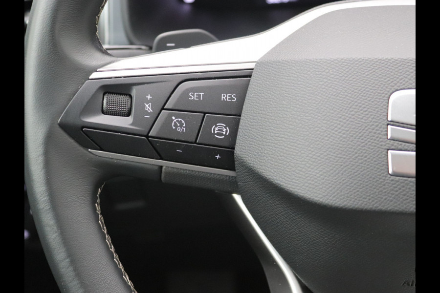 Seat Ateca 1.5 TSI Style Business Intense Camera, Carplay, Stoel- en stuurverwarming