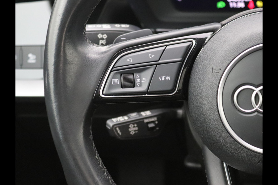 Audi A3 Sportback 35 TFSI S-Line Pano, B&O, LED, Keyless, Stoelverwarming