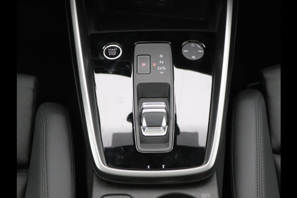 Audi A3 Sportback 35 TFSI S-Line Pano, B&O, LED, Keyless, Stoelverwarming