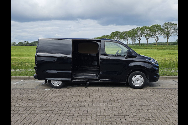 Ford Transit Custom 320 2.0 TDCI L1H1 L1H1 Navi Trekhaak Airco ACC Dodehoeksensor 150Pk Euro6 BPM-Vrij