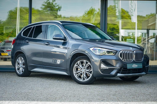 BMW X1 xDrive25e High Executive Edition / Pano / Leder / Harman Kardon / Camera / Adaptive Cruise