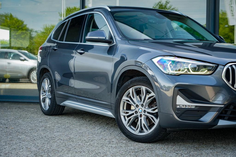 BMW X1 xDrive25e High Executive Edition / Pano / Leder / Harman Kardon / Camera / Adaptive Cruise