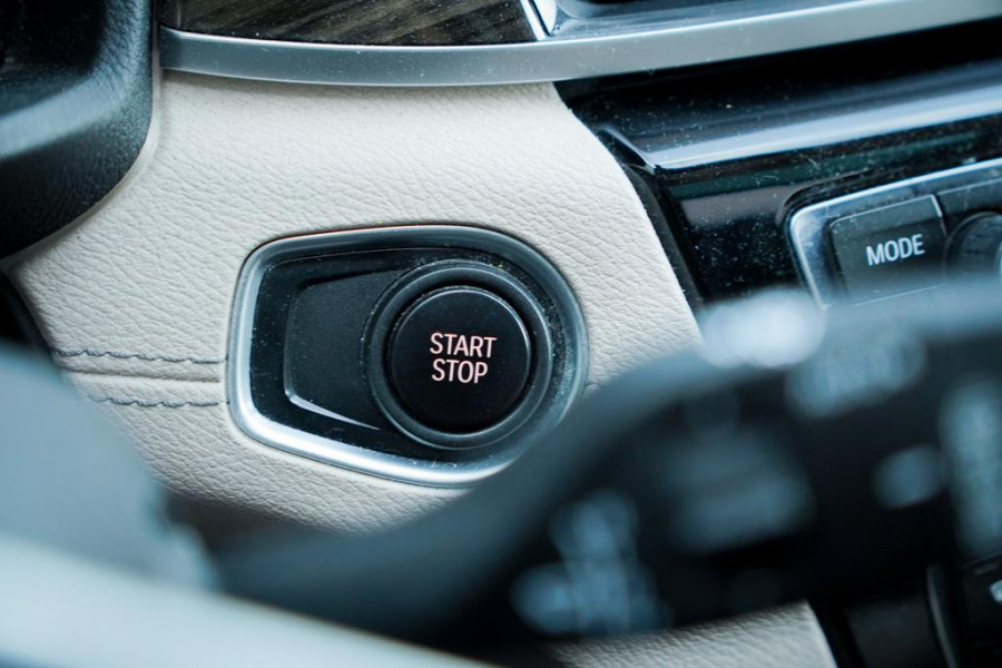 BMW X1 xDrive25e High Executive Edition / Pano / Leder / Harman Kardon / Camera / Adaptive Cruise